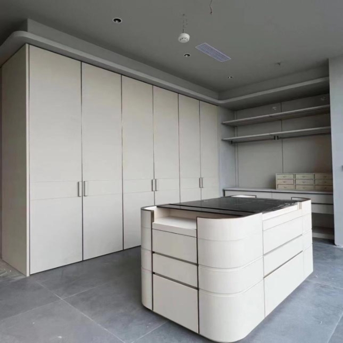 The Luxurious Clothing Room Interior Design