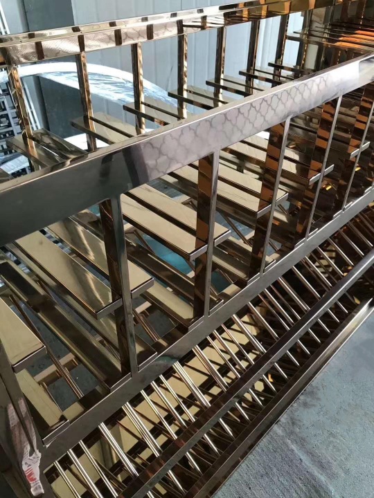 Stainless steel red wine cabinet rack