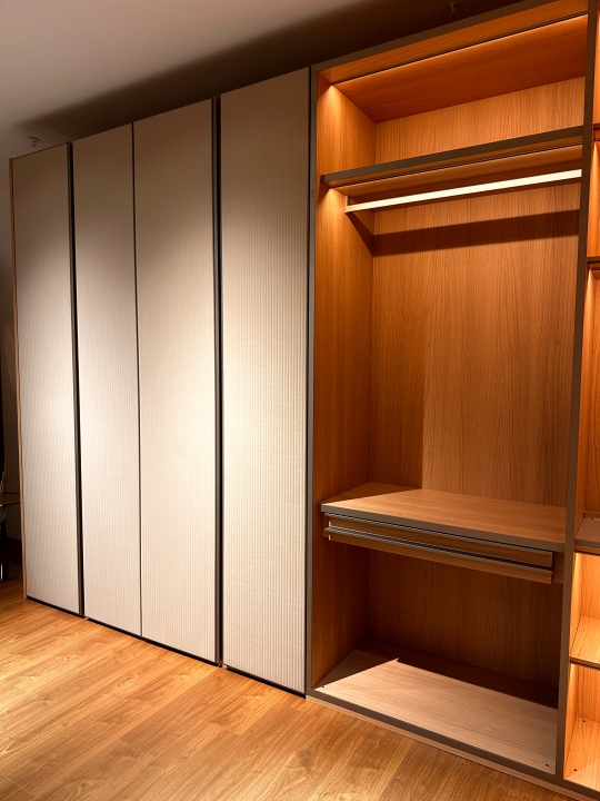 Leather wardrobe door manufacturer