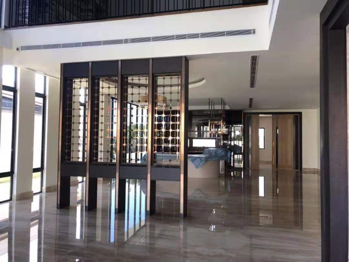 Stainless steel screens