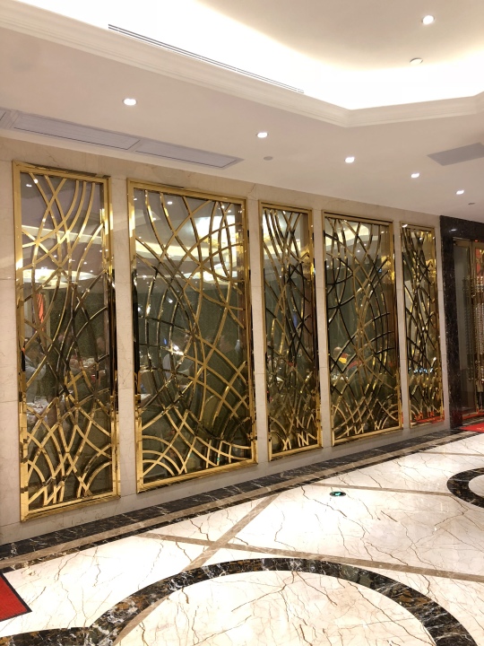 PVD gold finishes stainless steel wall room divider