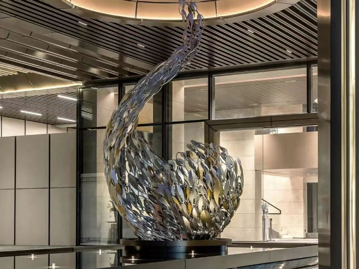 Stainless Steel Irregular Decorative Artwork