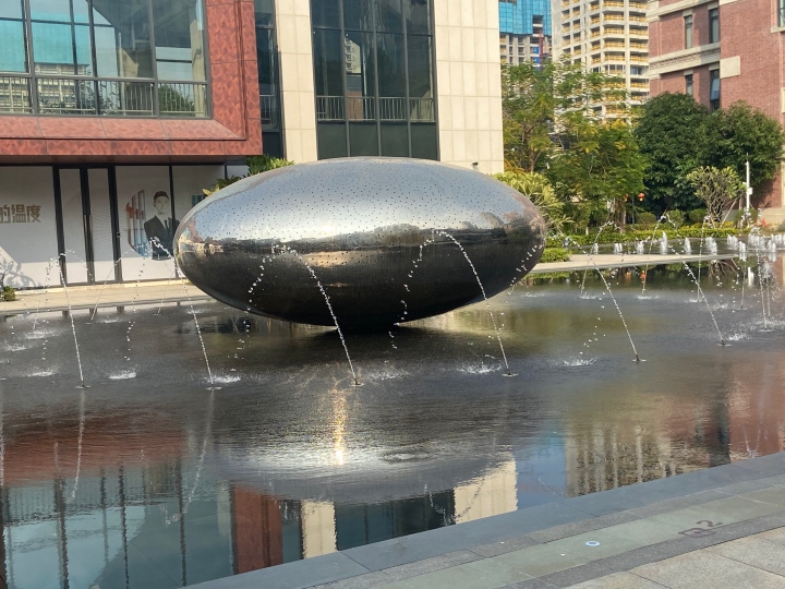 Stainless steel garden decorative artwork