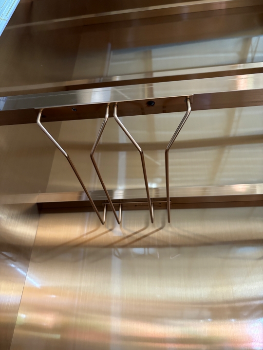 Custom PVD Brass Stainless Steel Wine Cabinet