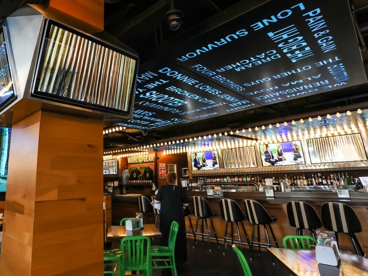 Custom Aluminum Panels With LED-lit for Restaurant