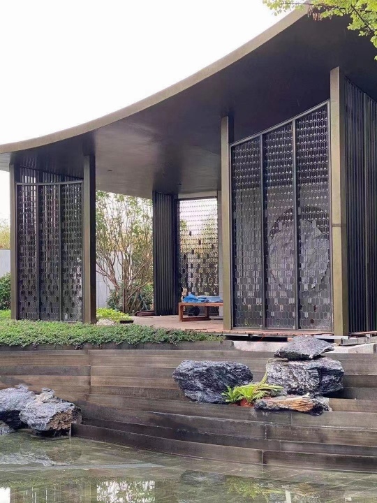 Custom Stainless Steel Outdoor Screens
